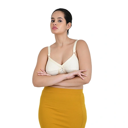  Plus Size Models Photoshoot for Bra